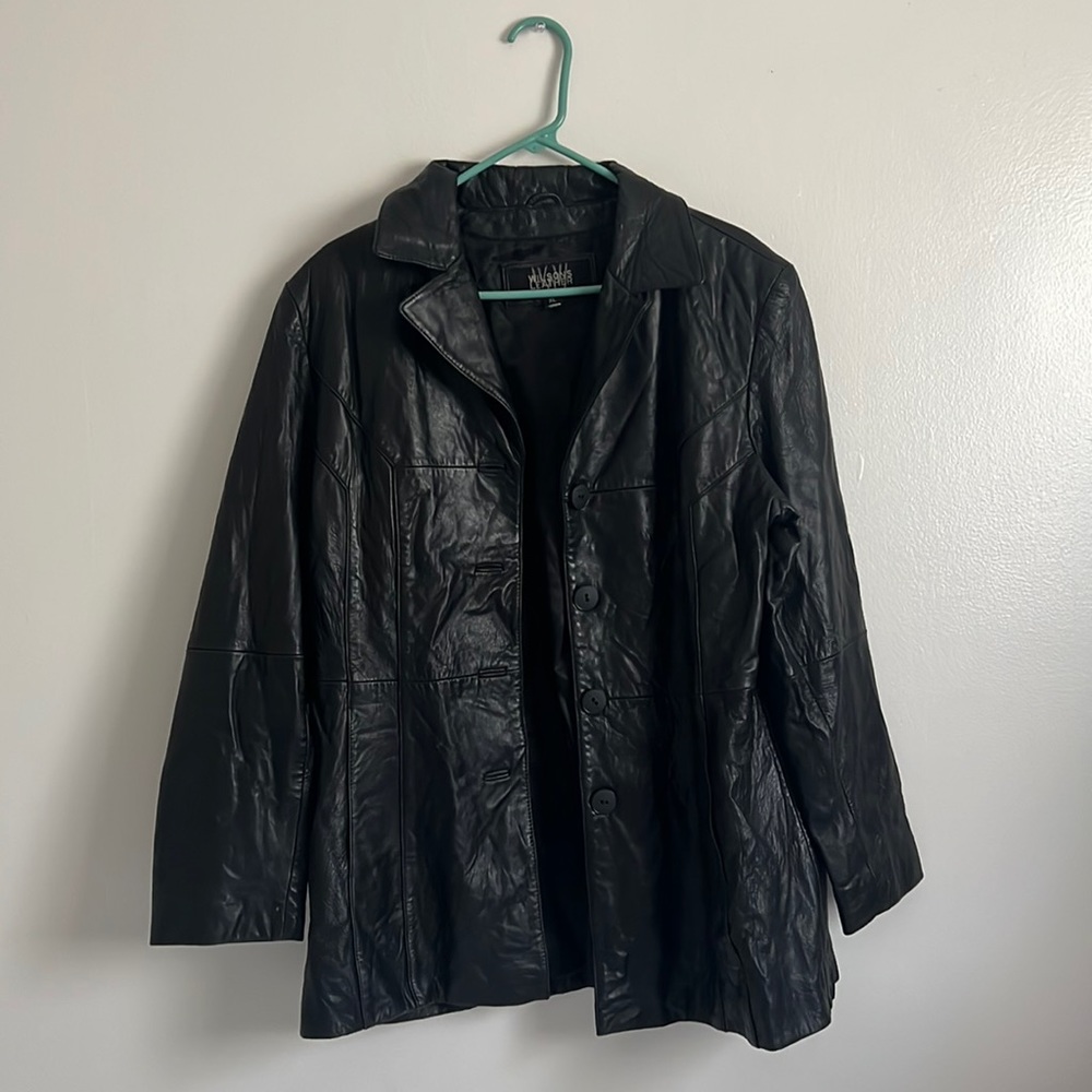 Great vintage leather jacket /blazer
